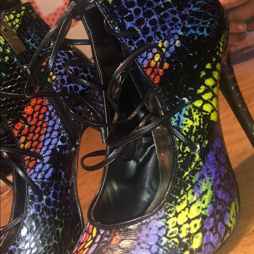 SHI by Journeys Snake Print Heels